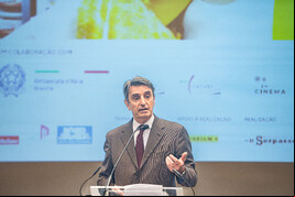 Embaixador Alessandro Cortese durante abertura da Festa de Cinema Italiano