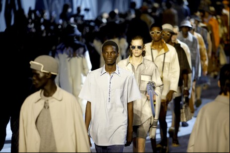 Desfile da grife durante a Semana de Moda de Milão