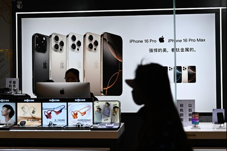 China pediu aos EUA que "cancelem completamente" as tarifas recíprocas