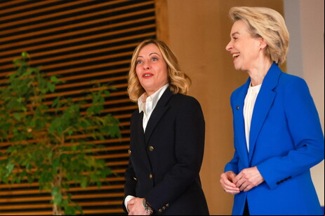 Premiê italiana e presidente do Executivo europeu conversaram no sábado à noite