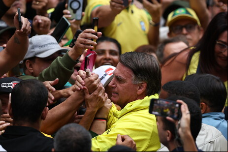 Jair Bolsonaro durante manifestação na Avenida Paulista