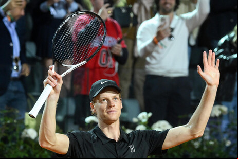 Sinner retornou da suspensão por doping vencendo no Masters 1000 de Roma