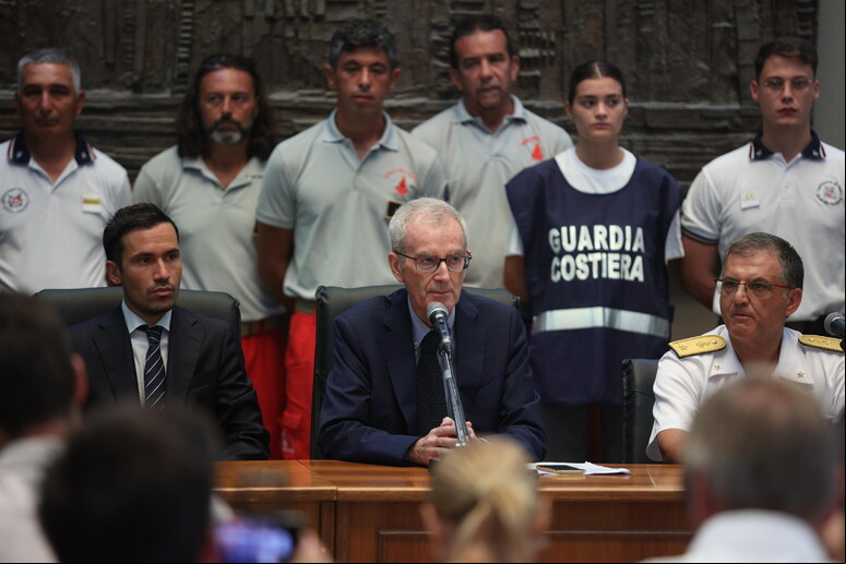 Coletiva de imprensa do Ministério Público de Termini Imerese - TODOS OS DIREITOS RESERVADOS