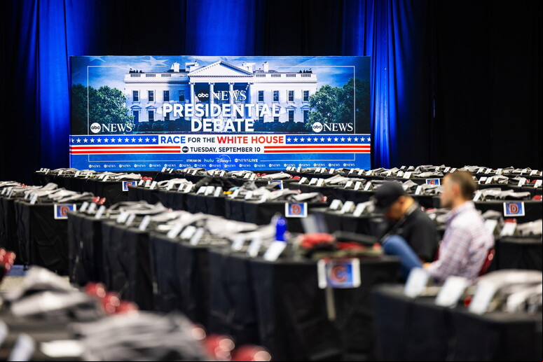 Preparativos para debate entre Harris e Trump na Filadélfia © ANSA/EPA
