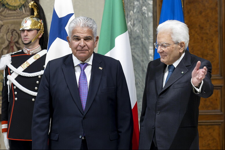 José Raúl Mulino em encontro com Sergio Mattarella em Roma © ANSA/EPA