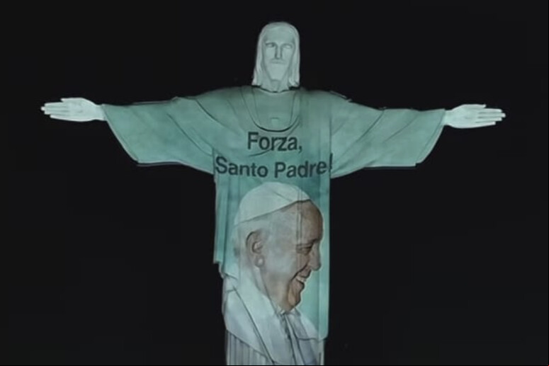 Cristo Redentor com a imagem do papa Francisco - TODOS OS DIREITOS RESERVADOS
