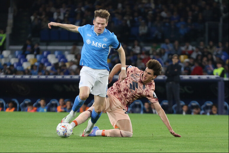 Napoli bate Torino por 2 a 0 em casa - TODOS OS DIREITOS RESERVADOS