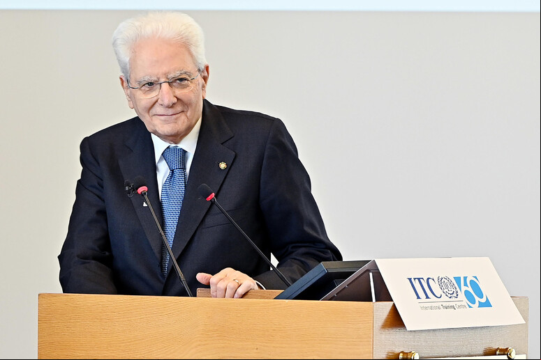 Mattarella visitou Turim para abrir ano letivo - TODOS OS DIREITOS RESERVADOS