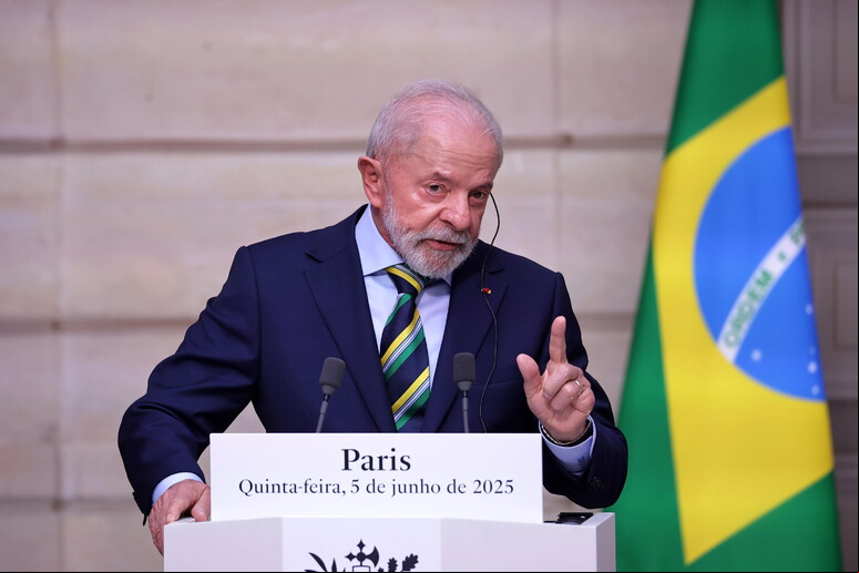 Presidente Lula concede coletiva de imprensa na França © ANSA/EPA
